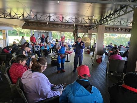 Za nasmehe so poskrbeli tudi Rdeči noski. Foto: VDC Koper.